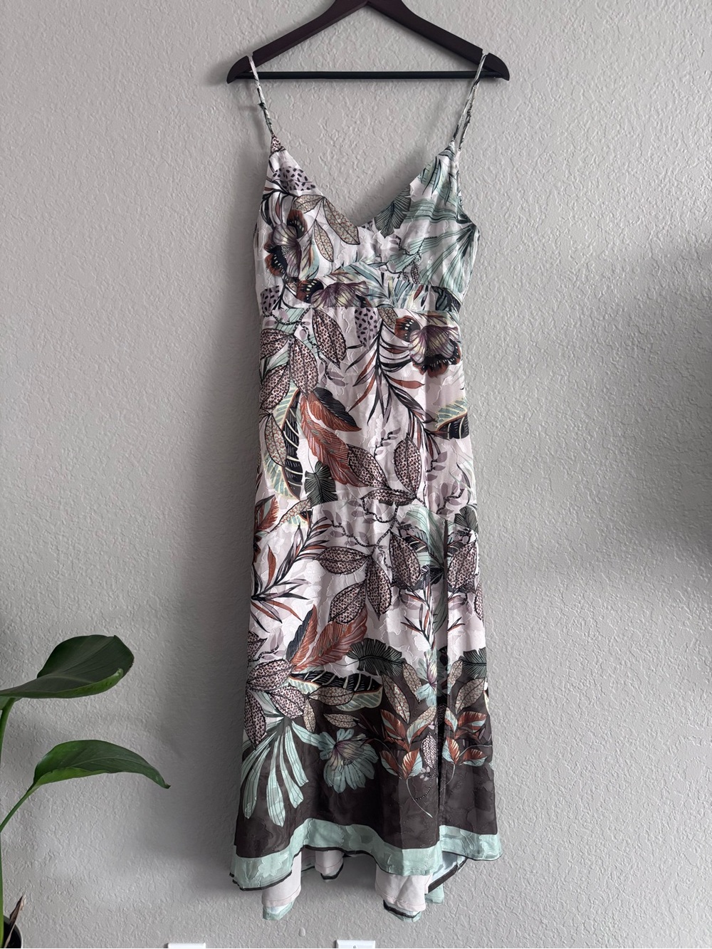 Super Natural by Secret Mission • Maxi Dress • Open Slit • Small • Sleeveless